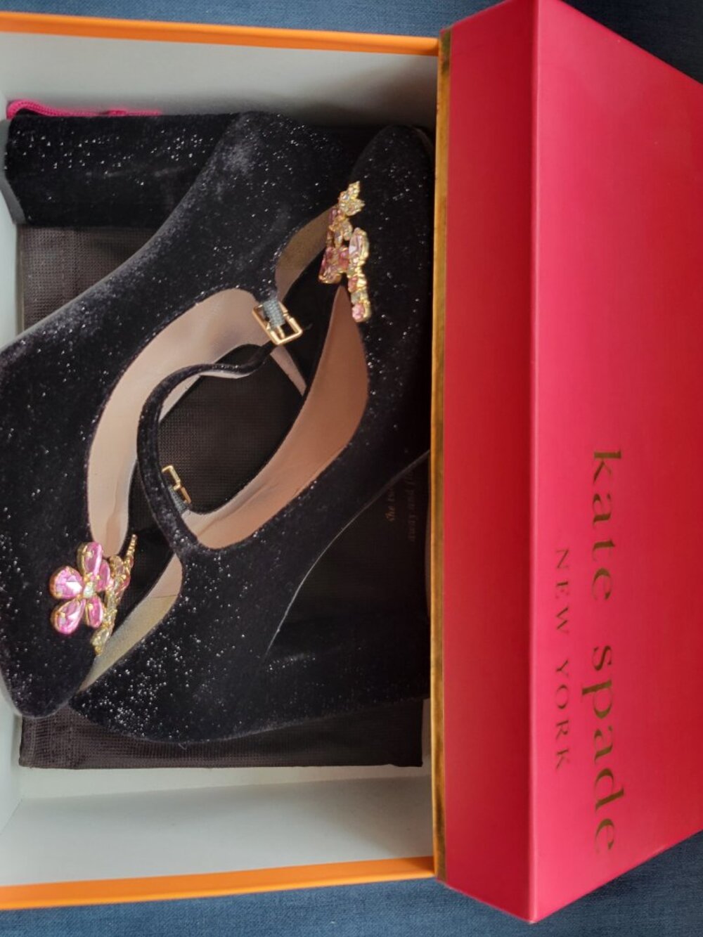 Kate Spade Ballina Black Star Velvet Pumps – Size 9M – Original Box - Picture 2 of 7